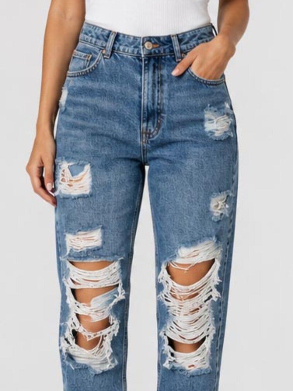 Zara Distressed Fringe Boyfriend Jeans Size 4